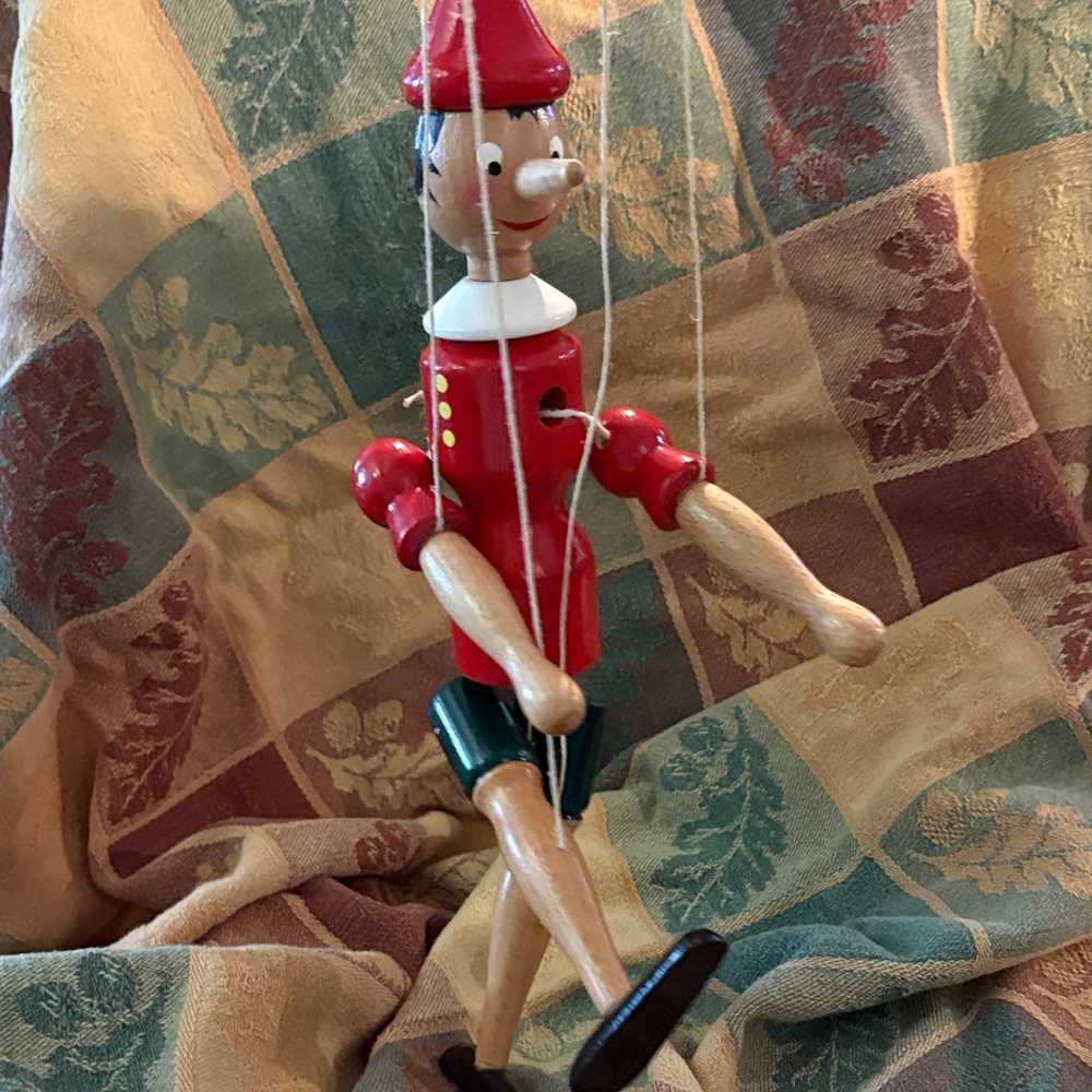 Red Wooden Marionette Puppet Pinocchio - Picture 2 of 4